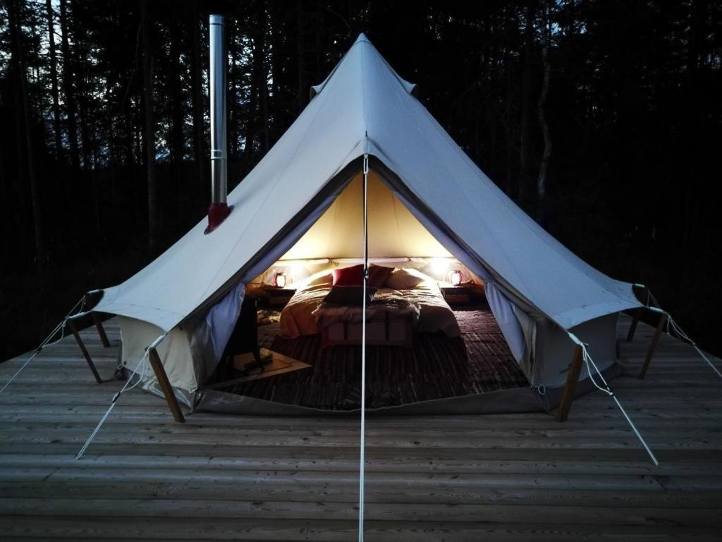 Sokka Holiday Center & Glamping Отепяе Екстер'єр фото